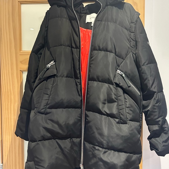 Derek lam - Picture 2 of 3